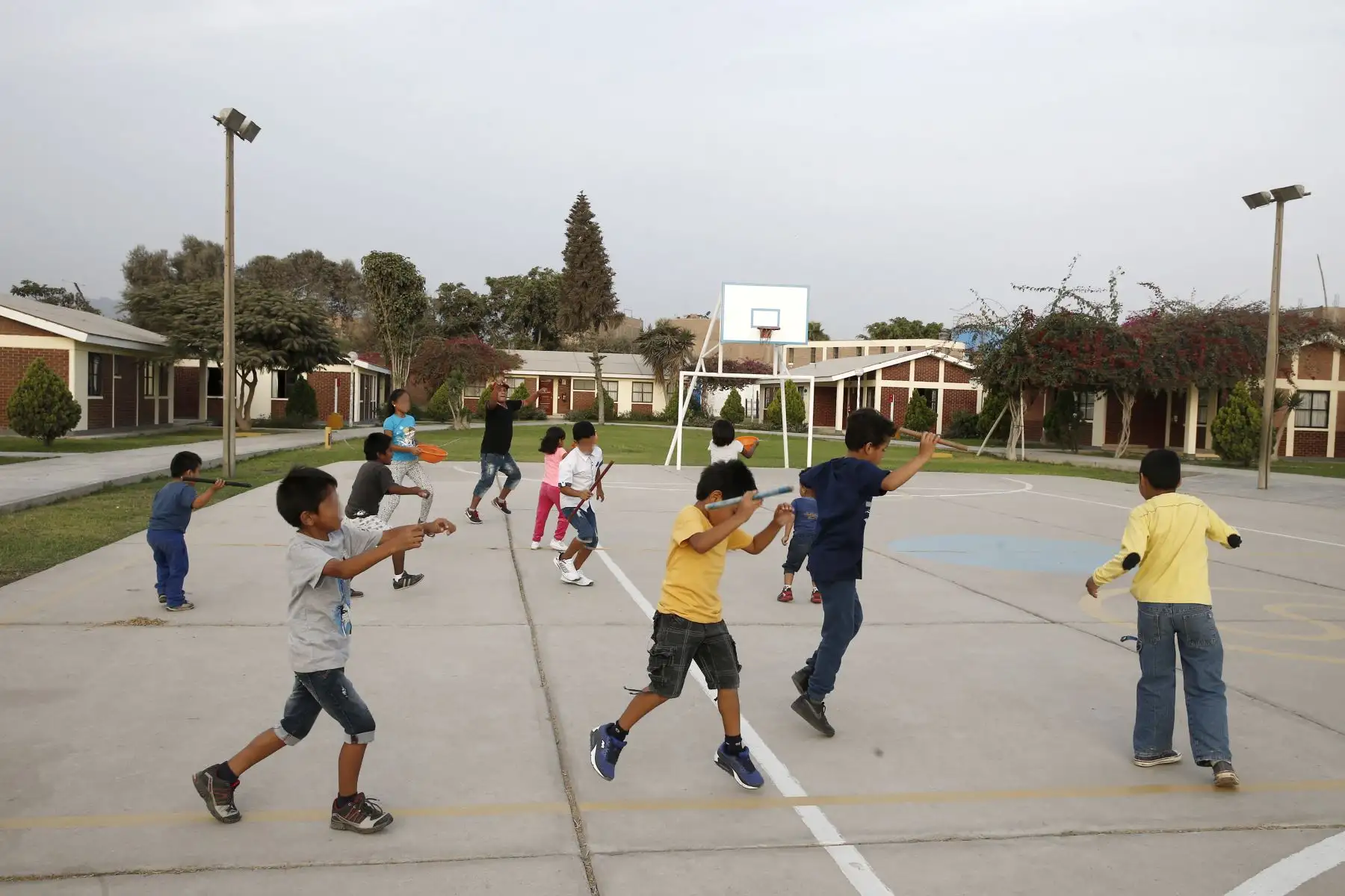 Solo en el 2015, más de 5,600 niños menores de 16 años fueron ubicados en los  centros de atención residencial (CAR). Foto: ANDINA/Melina Mejía.