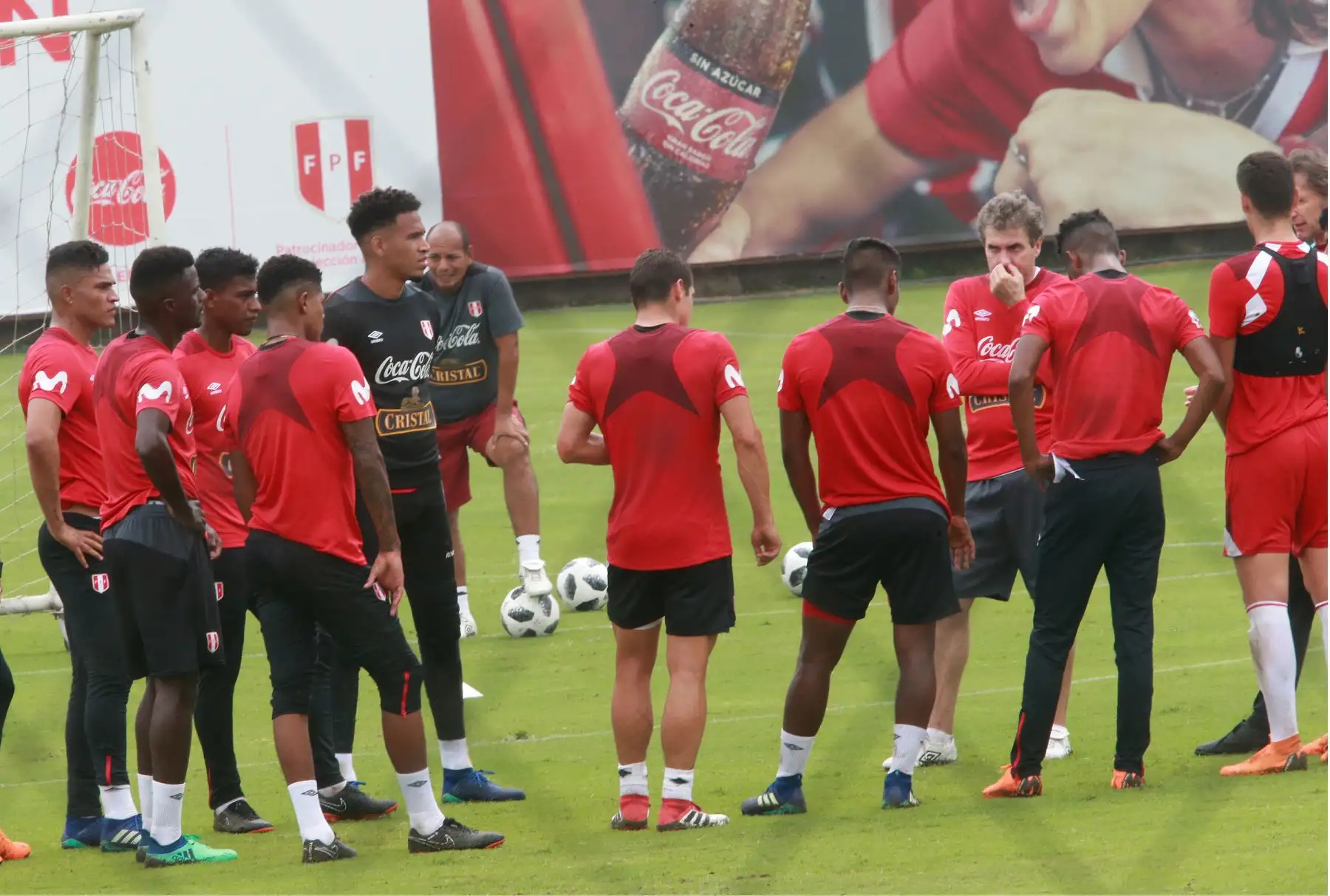 La selección nacional inició hoy su cuarto día de entrenamiento con miras a su participación en el Mundial de Rusia 2018. Foto: ANDINA/Norman Córdova.