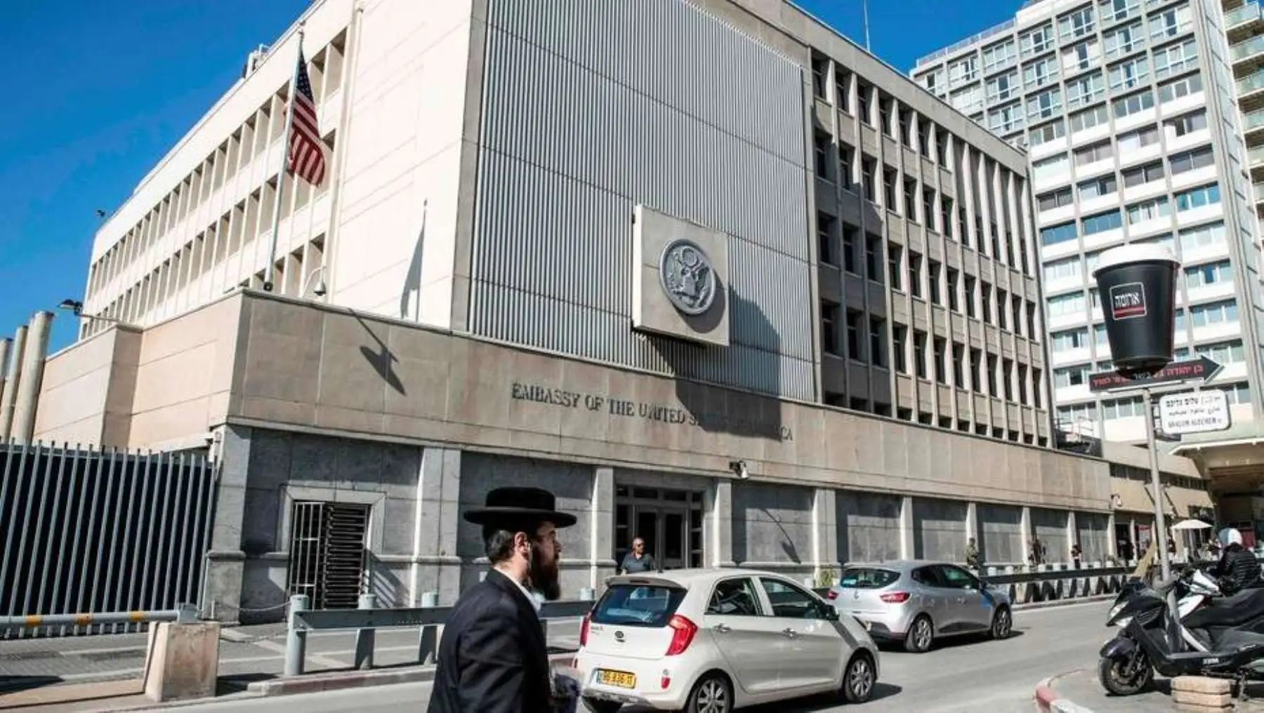 Estados Unidos ha instalado en la ciudad de Jerusalén su embajada en Israel, reconociéndola como la capital de ese país. La decisión ha generado protestas palestinas debido a que los musulmanes consideran sagrado a ese lugar, así como los judíos y los cristianos. Aquí el por qué.  Foto: ANDINA/Depositphotos