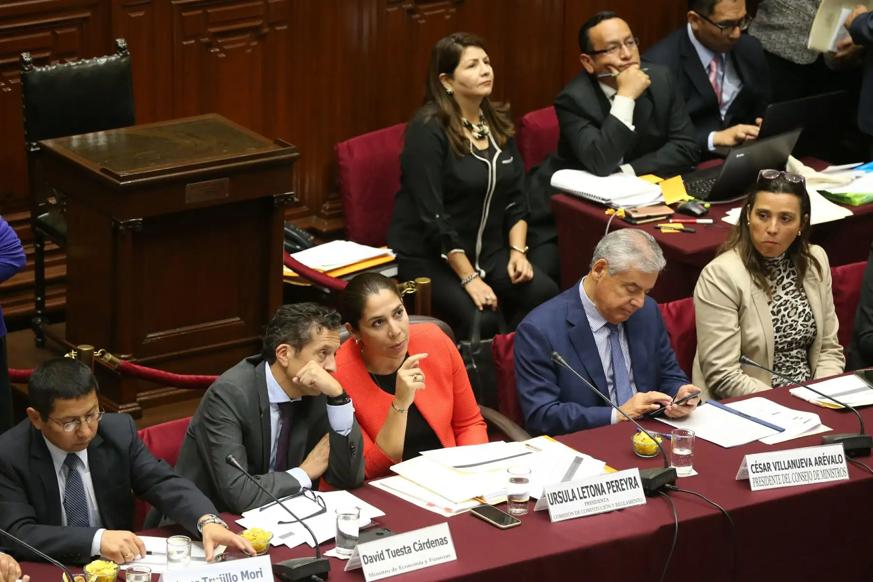 Presidente del Consejo de Ministros, César Villanueva; acompañado porlos ministros de Economía, David Tuesta, y de Agricultura, Edmer Trujillo Mori, se presentan ante la Comisión de Constitución y Reglamento. Foto: ANDINA/Dante Zegarra.