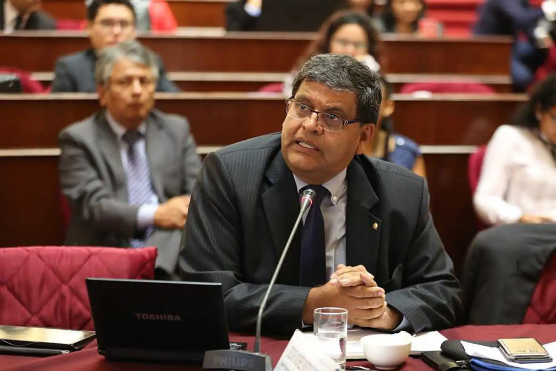 El director ejecutivo del Organismo Técnico de la Administración de los Servicios de Saneamiento (Otass), Óscar Pastor, se presentó hoy en el Congreso de la República para explicar el rol de fortalecimiento a las empresas de agua y desagüe que realiza esta institución.
