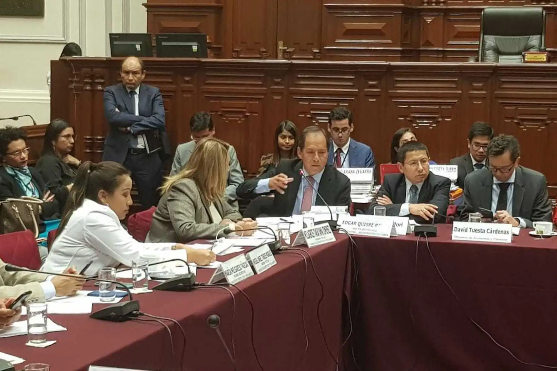 El director ejecutivo de la Autoridad para la Reconstrucción Con Cambios (ARCC), Edgar Quispe Remón, afirmó que la propuesta para modificar la ley vigente tiene por objetivo simplificar los procedimientos para la transferencia de recursos a las unidades ejecutoras.
