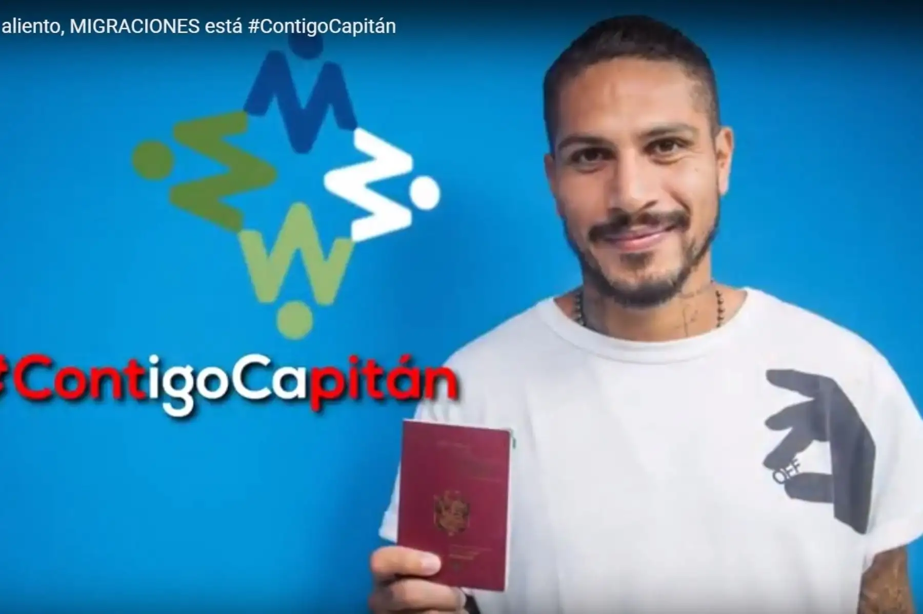 Migraciones entregó pasaporte electrónico a Paolo Guerrero. Foto: ANDINA/Difusión.