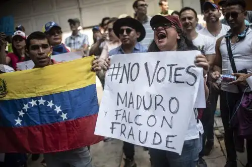 Elecciones en Venezuela se realizan en medio de algunas protestas callejeras. Foto: AFP.