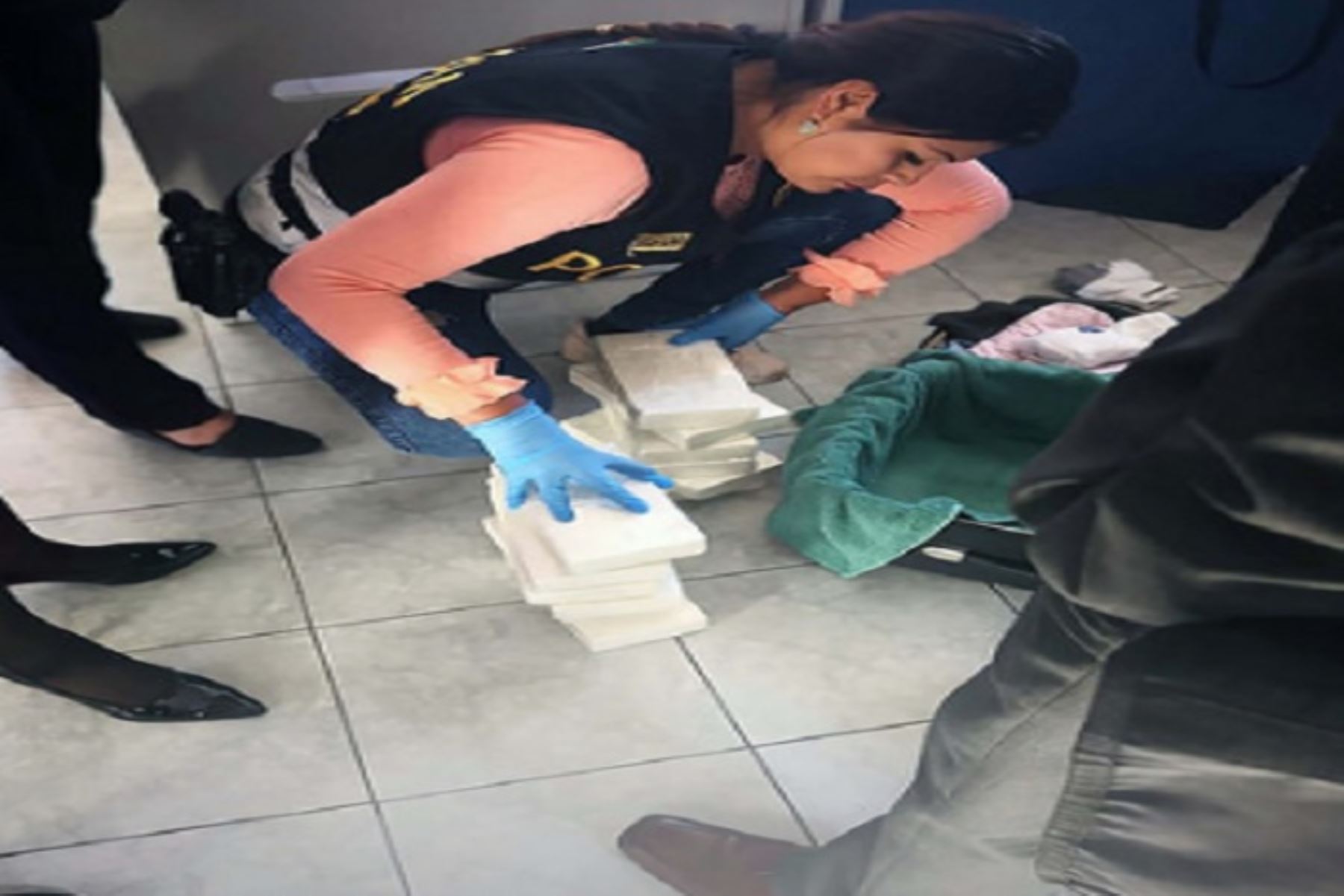Tacna: Policía Nacional decomisa más de 13 kilos de clorhidrato de cocaína