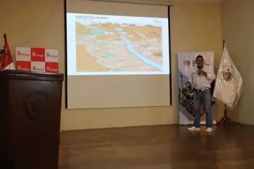 Con el objetivo de proteger a la población de La Libertad de futuras inundaciones, la Autoridad para la Reconstrucción con Cambios (ARCC) presentó hoy los términos de referencia para la elaboración de las soluciones integrales de las quebradas, ríos y el drenaje pluvial de la ciudad de Trujillo.