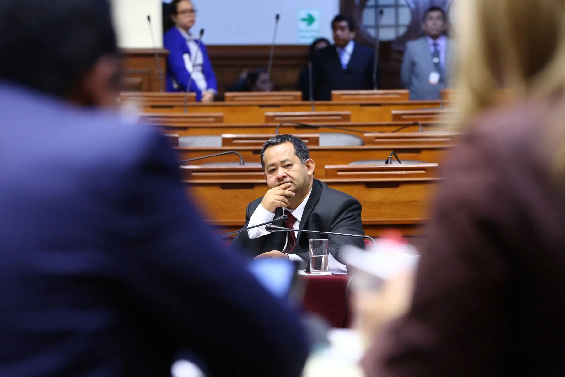 El congresistas Bienvenido Ramírez asisten a la sesión de la Comisión Permanente, que debate el informe de la denuncia constitucional 195 de la Subcomisión de Acusaciones Constitucionales. Foto:Andina/Congreso