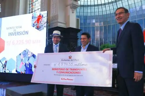 El Ministerio de Transportes y Comunicaciones (MTC) invertirá un total de 1,794.35 millones de soles en 643 proyectos de infraestructura vial en regiones y municipios del país, los cuales contribuirán a una integración territorial efectiva, acceso a los mercados, y en suma mejorar la calidad de vida de la población.
