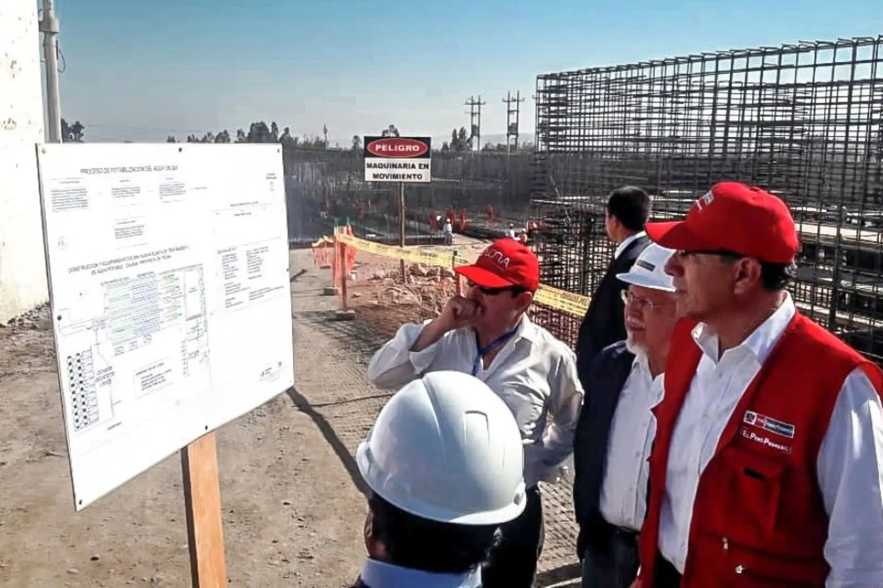 La nueva planta de tratamiento de agua potable en Calana contribuirá no solo a garantizar la provisión de agua segura a la población, sino que permitirá reducir la incidencia de anemia y desnutrición crónica infantil en Tacna, sostuvo hoy el ministro de Vivienda, Construcción y Saneamiento, Javier Piqué.