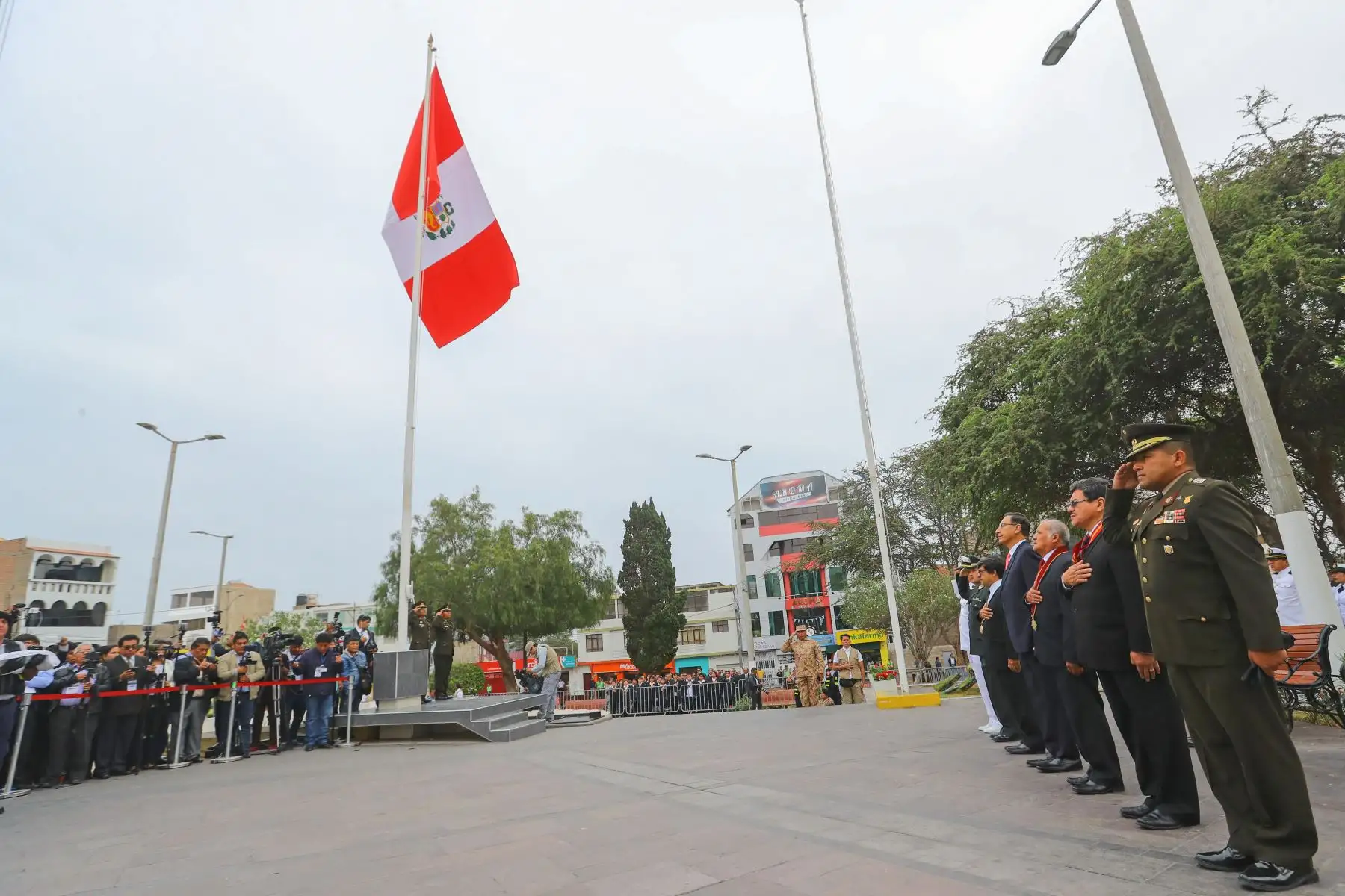 El presidente Martín Vizcarra participa en las actividades por el 48ª aniversario de creación de la provincia de Ilo ubicado en la región Moquegua. Foto: ANDINA/Prensa Presidencia