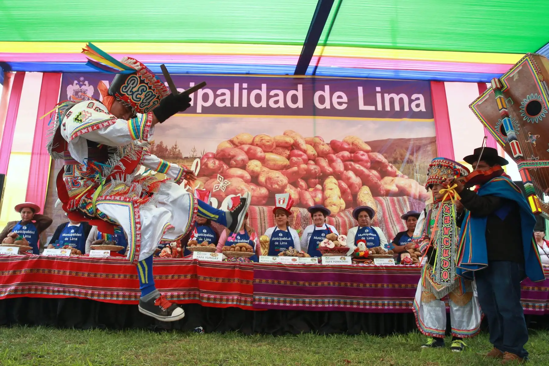 Comerciantes del Gran Mercado Mayorista celebran Día Nacional de la Papa. Foto: ANDINA/Vidal Tarqui.
