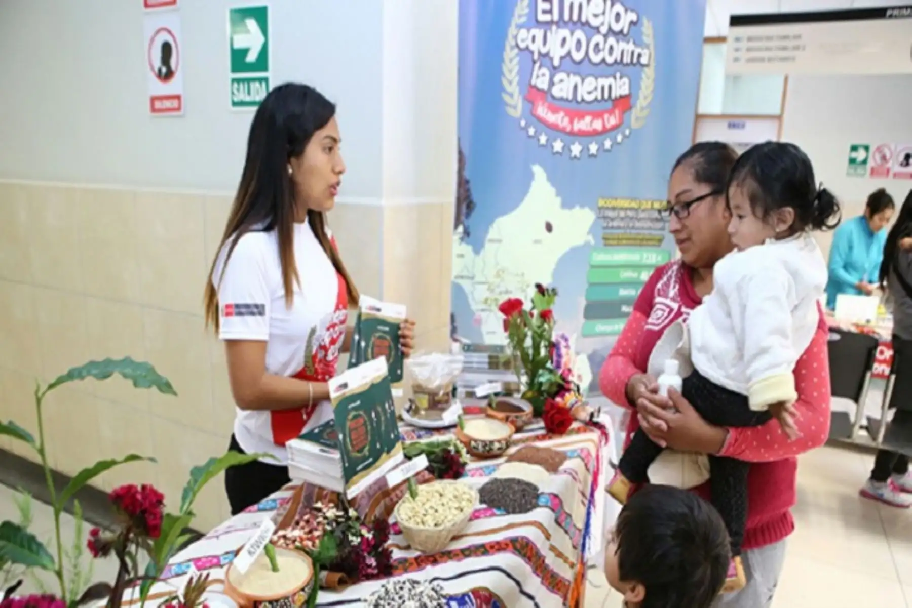 Ministra del Ambiente, Fabiola Muñoz, preside hoy en Cusco el lanzamiento de la primera Jornada Nacional contra la Anemia, que se realizará en el Centro de Salud Túpac Amaru del distrito de San Sebastián.