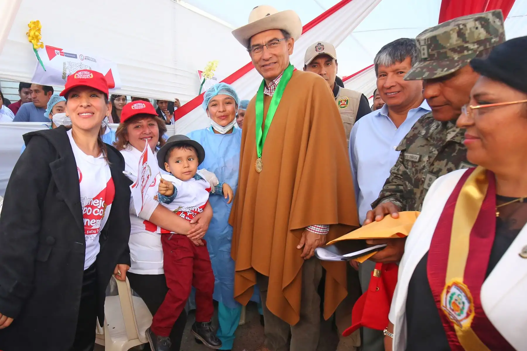 Presidente Martín Vizcarra lidera Jornada Nacional contra la Anemia en Plaza de Armas de Huanta.Foto: ANDINA/Prensa Presidencia