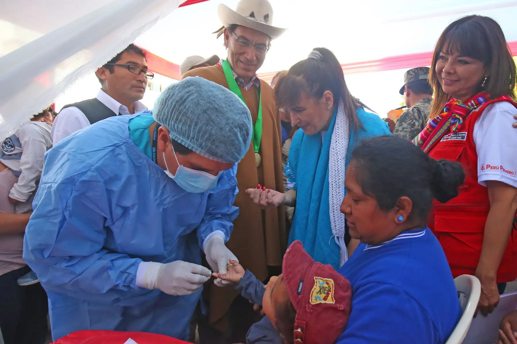 Presidente Martín Vizcarra lidera Jornada Nacional contra la Anemia en Plaza de Armas de Huanta.Foto: ANDINA/Prensa Presidencia