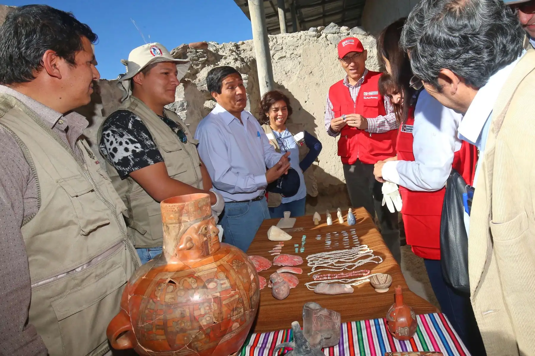 Presidente Martín Vizcarra inspeccionó  las obras de recuperación del   Complejo Arqueológico  Wari, en la región Ayacucho.Foto:ANDINA/Prensa Presidencia