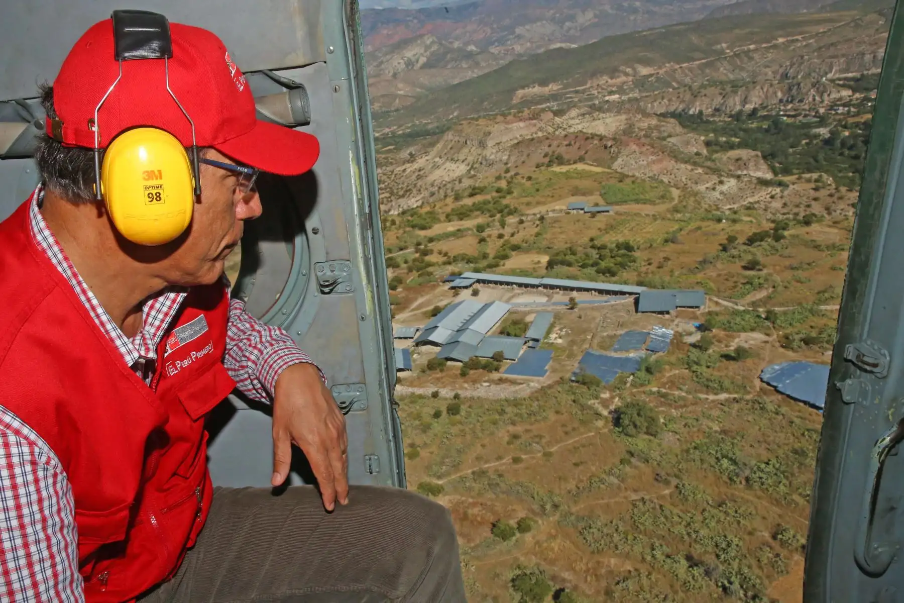 Presidente Martín Vizcarra inspeccionó  las obras de recuperación del   Complejo Arqueológico  Wari, en la región Ayacucho.Foto:ANDINA/Prensa Presidencia