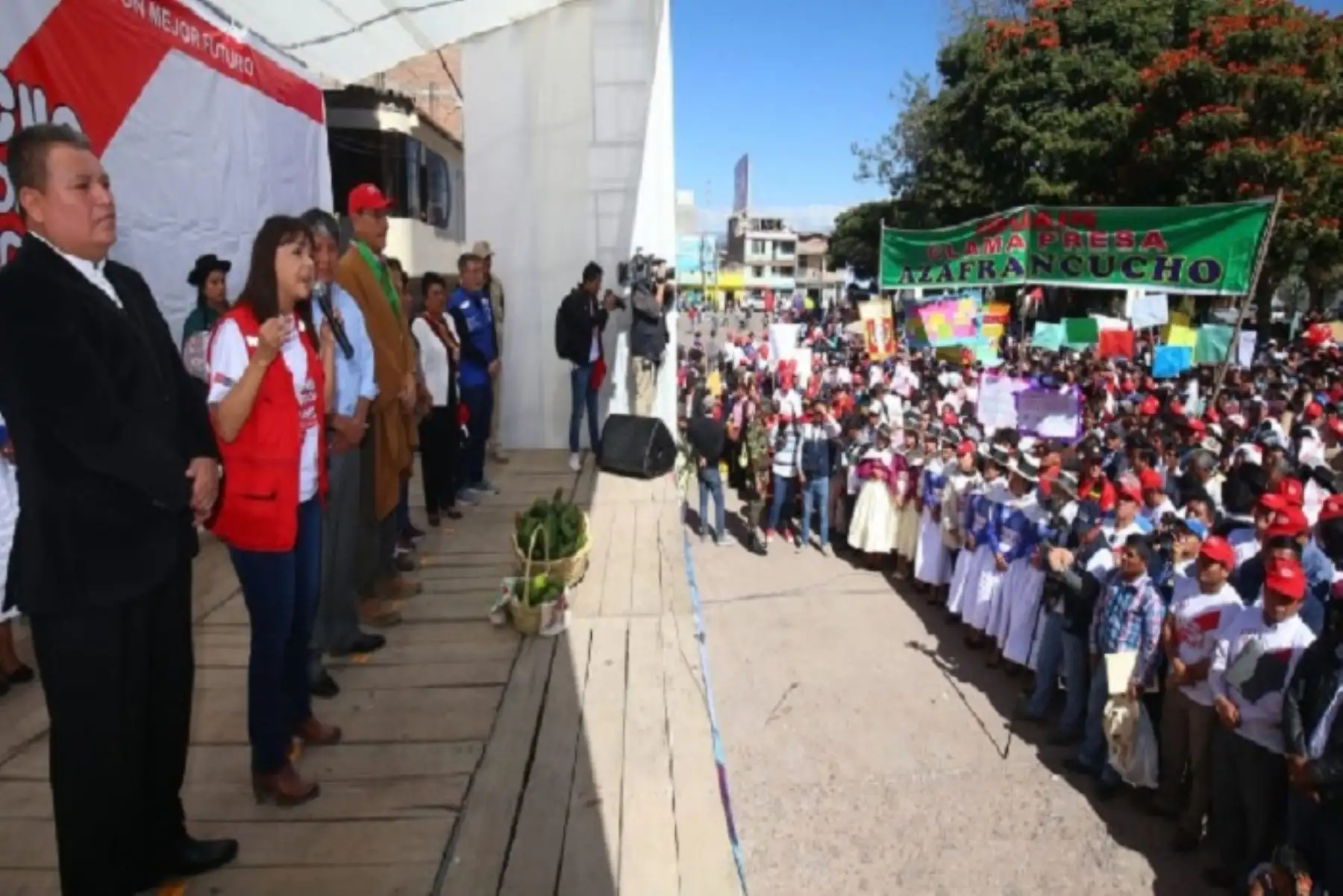 Con la intervención del personal de salud del Minsa y de la Dirección Regional de Salud, se garantizará que lleguen las gotitas de hierro paras los menores y el sulfato ferroso para las mujeres gestantes, sostuvo la titular del Midis.