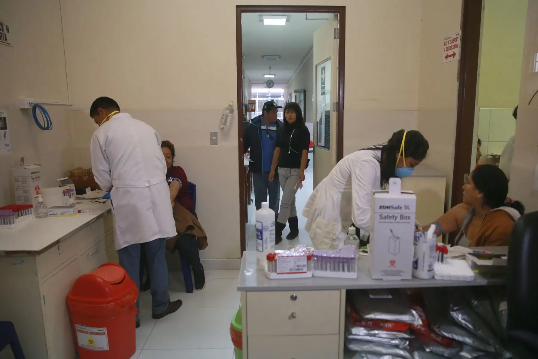 Contraloría supervisa hospital Maria Auxiliadora, ubicado en distrito de San Juan de Miraflores. Foto: ANDINA/Vidal Tarqui