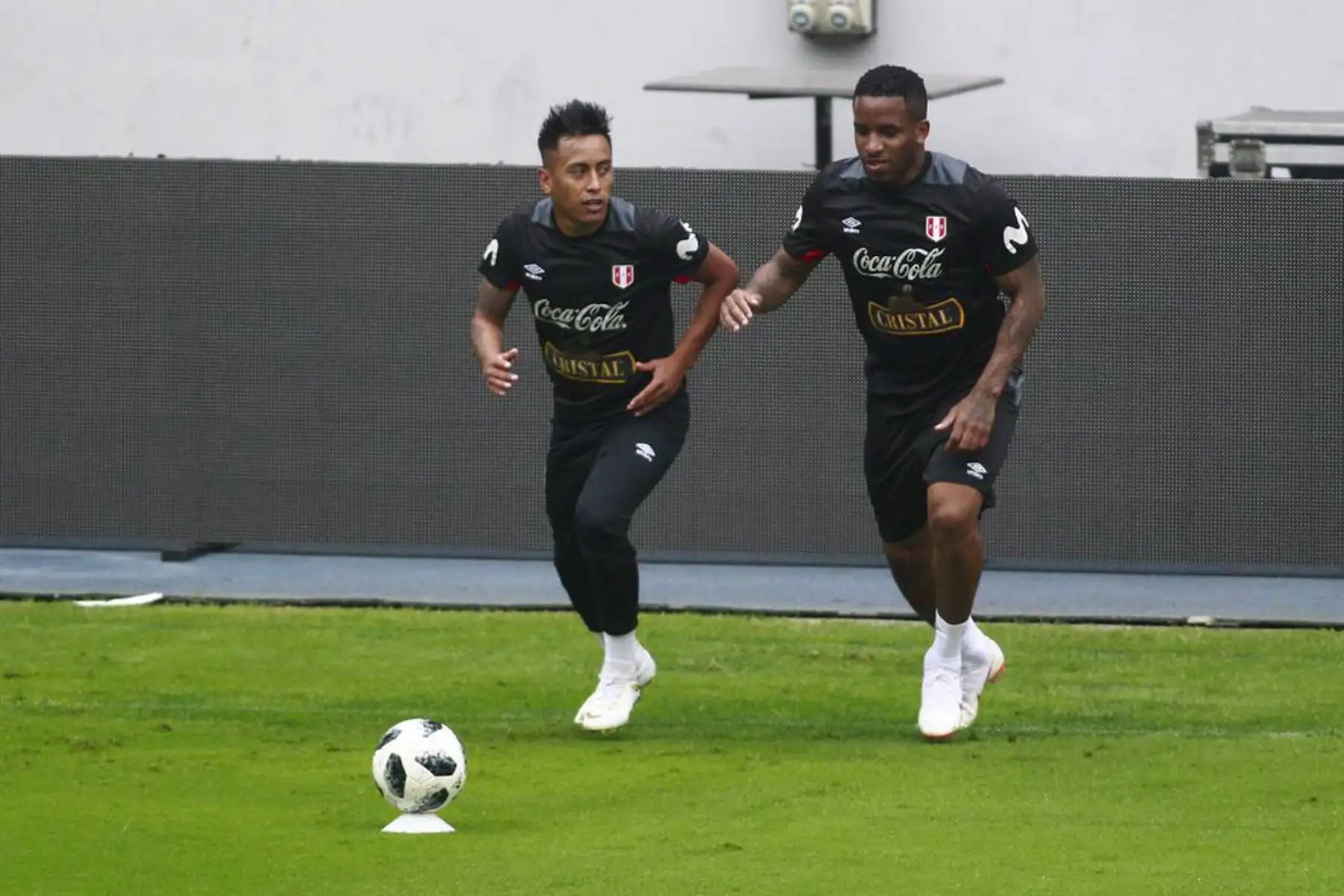 La selección peruana entrena en el Estadio Nacional, previo al partido de despedida ante Escocia, el cual se llevará a cabo en el mismo escenario el próximo martes 29 de mayo.Foto: ANDINA/Eddy Ramos