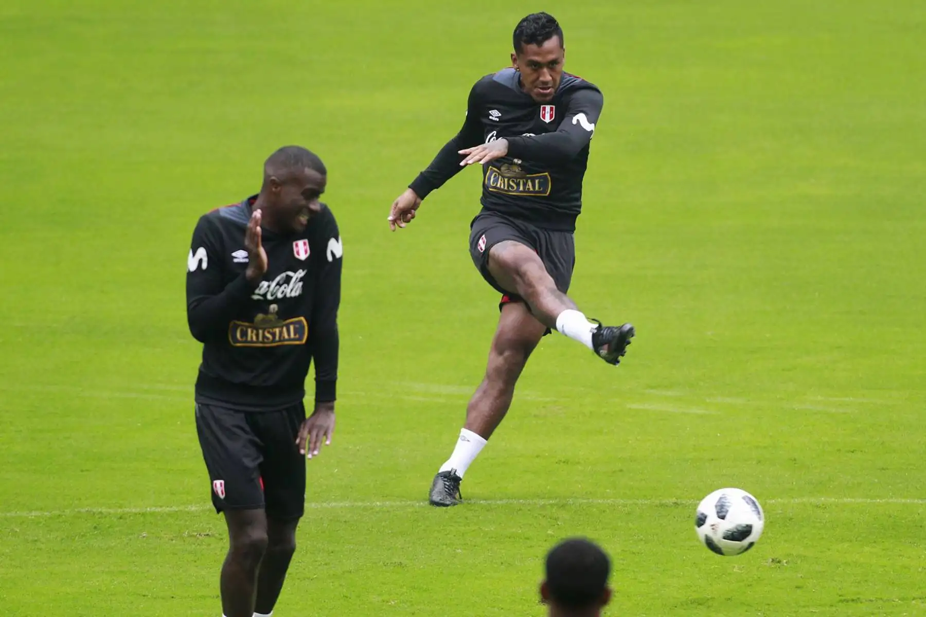 La selección peruana entrena en el Estadio Nacional, previo al partido de despedida ante Escocia, el cual se llevará a cabo en el mismo escenario el próximo martes 29 de mayo.Foto: ANDINA/Eddy Ramos