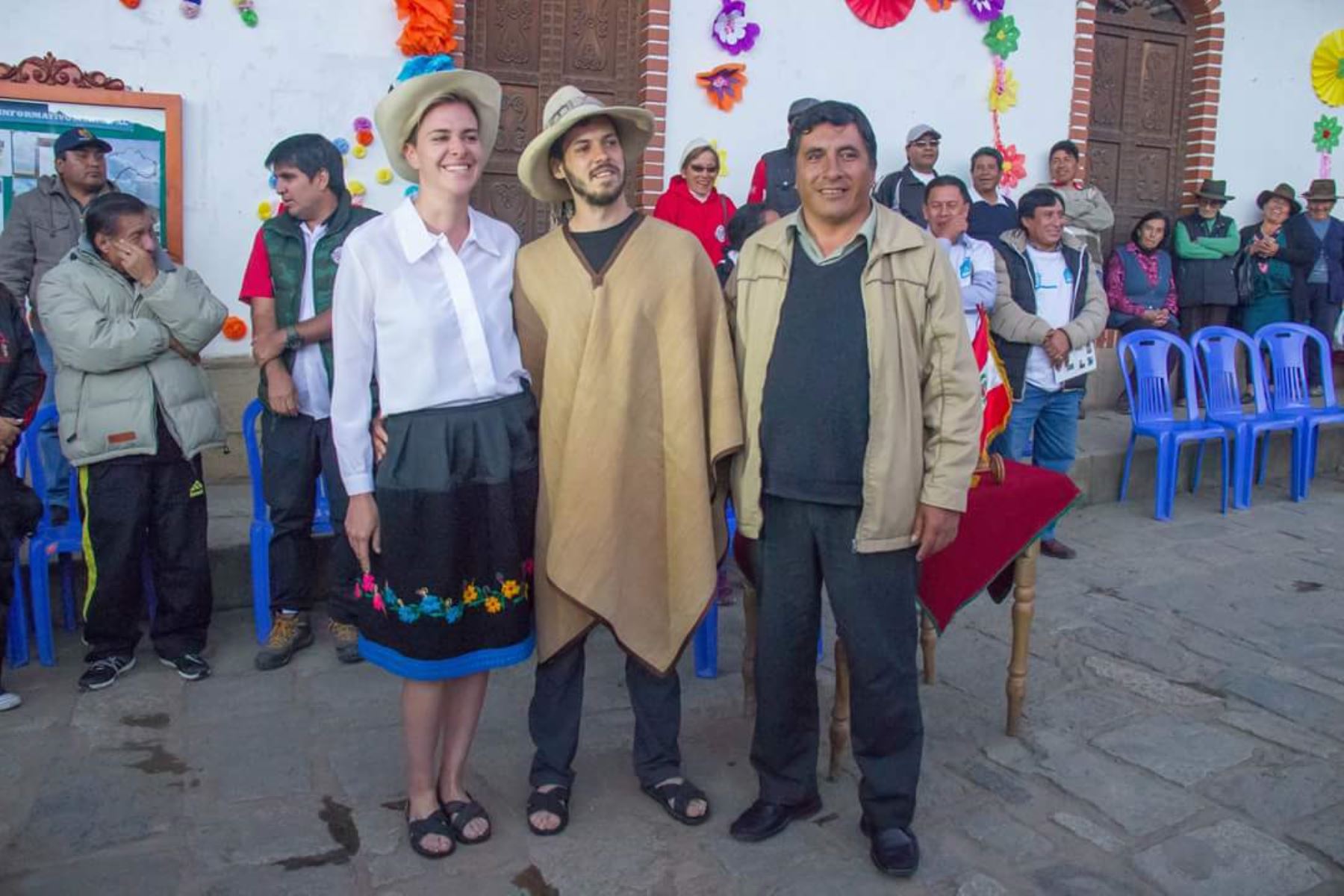 Extranjeros se casan en Chagas, Áncash, durante actividad La vuelta al Huascarán. ANDINA