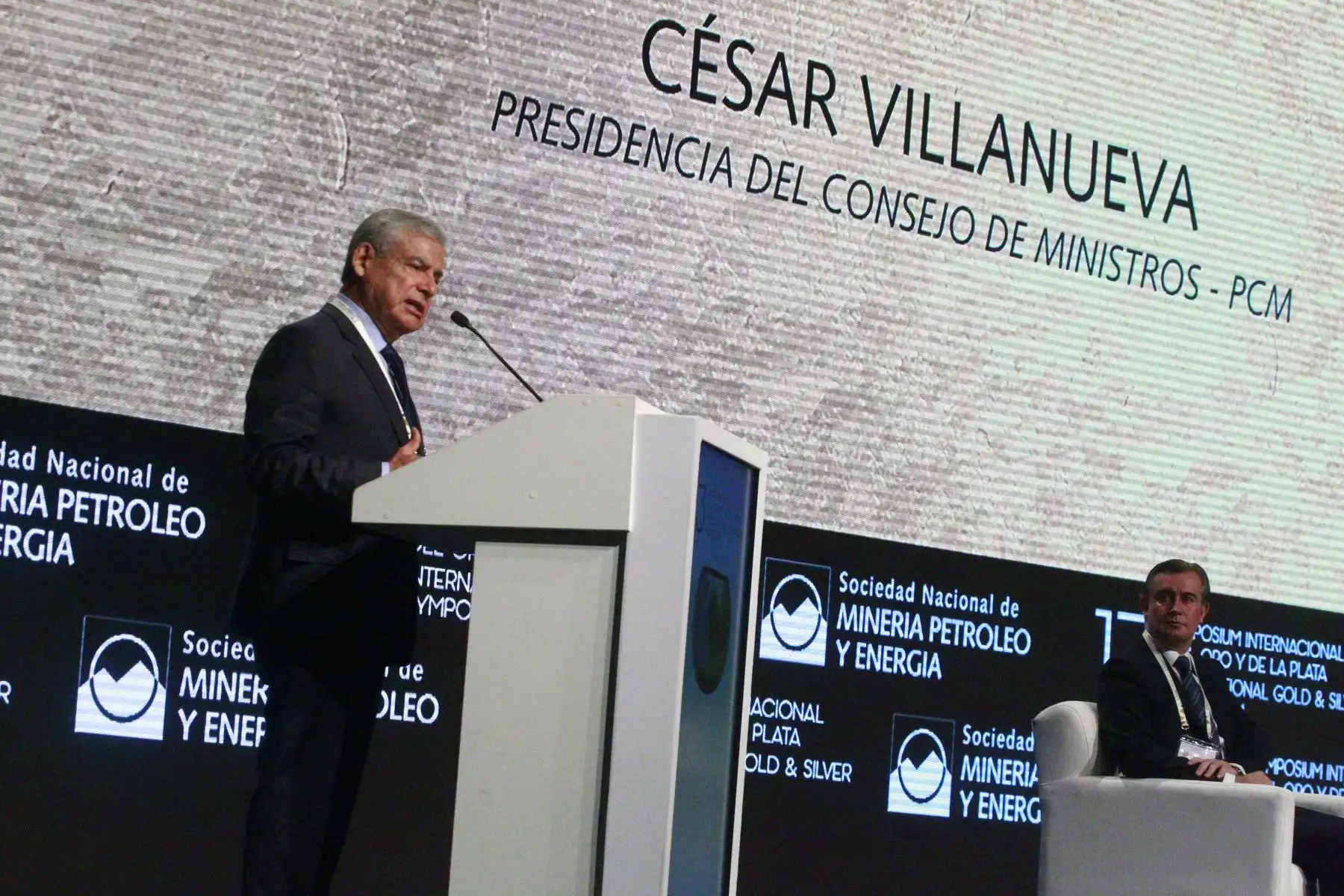 Jefe del Gabinete César Villanueva, inauguró en Lima el Decimotercer Simposio Internacional del Oro y de la Plata. Foto: ANDINA/Eddy Ramos.