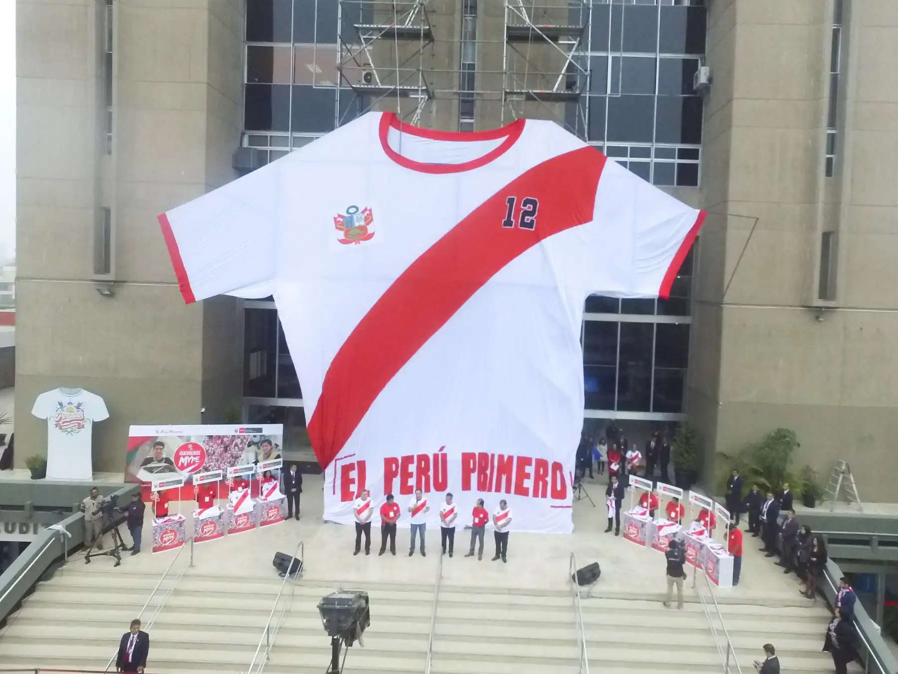 Presidente de la República Vizcarra participa en la ceremonia de Lanzamiento de la Campaña “Guerreros MYPE”.Foto: ANDINA/Prensa Presidencia
