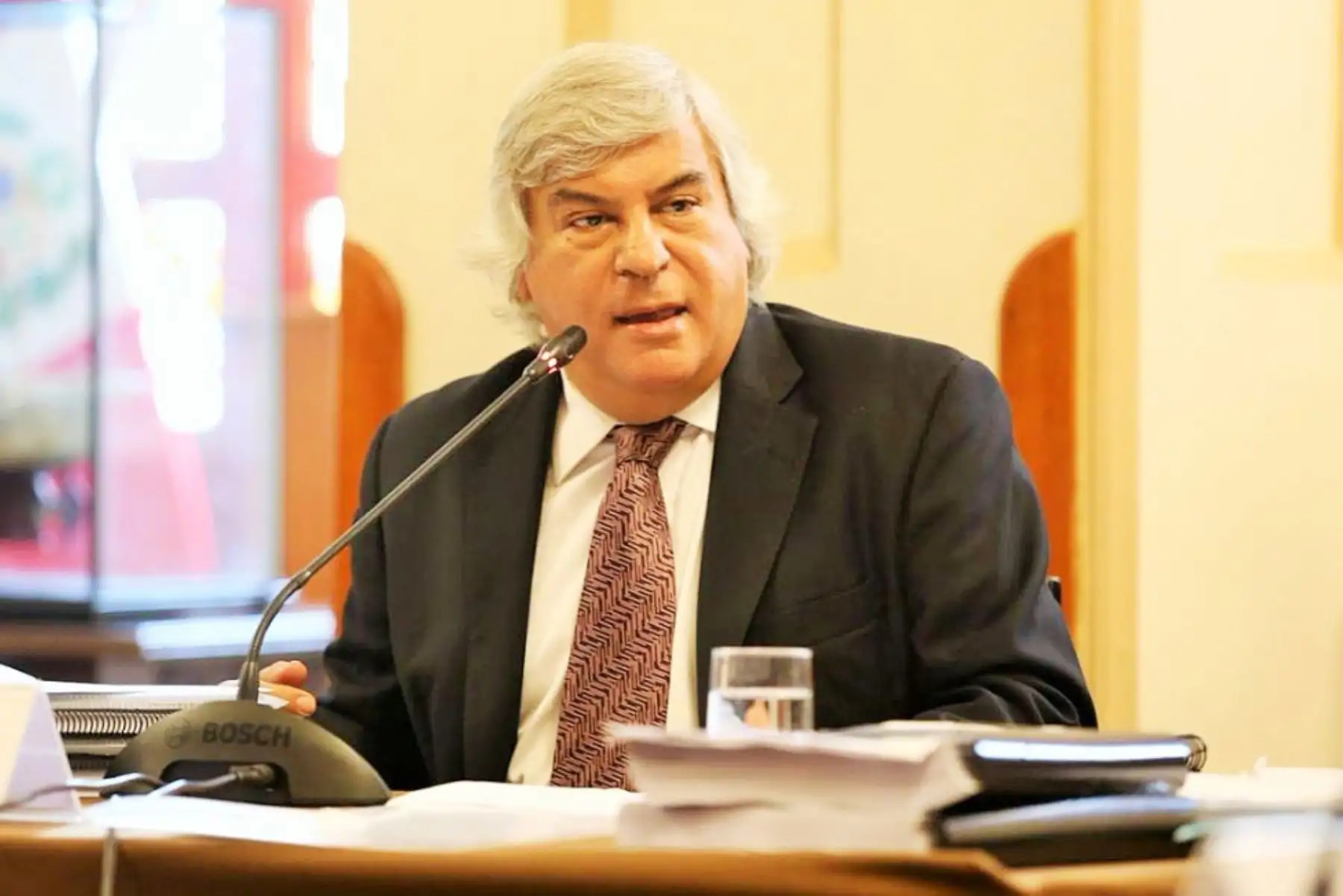 Fernando Olivera declara sobre concesión de Interoceánica ante Comisión Lava Jato. Foto: Difusión.