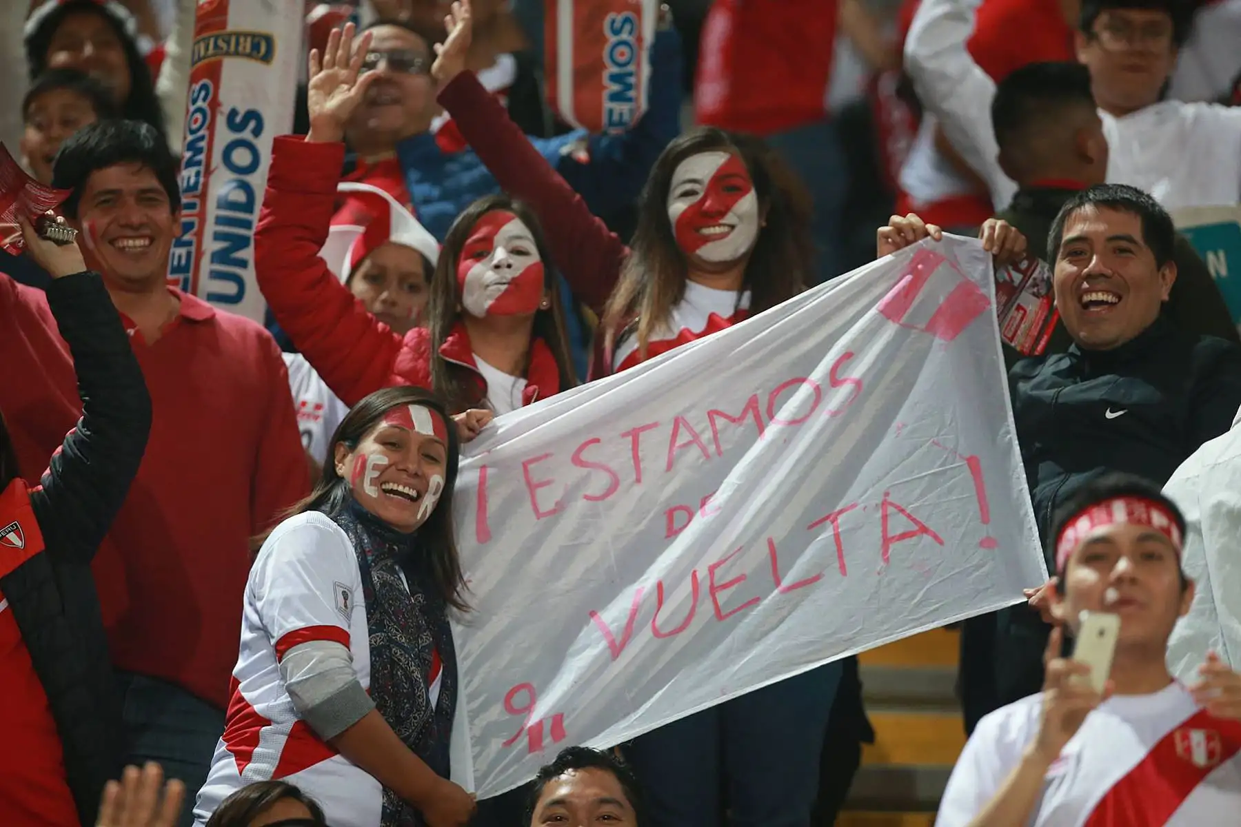 Las camisetas blanquirrojas van pintando el Nacional de Lima. Foto: ANDINA/Jhony Laurente.