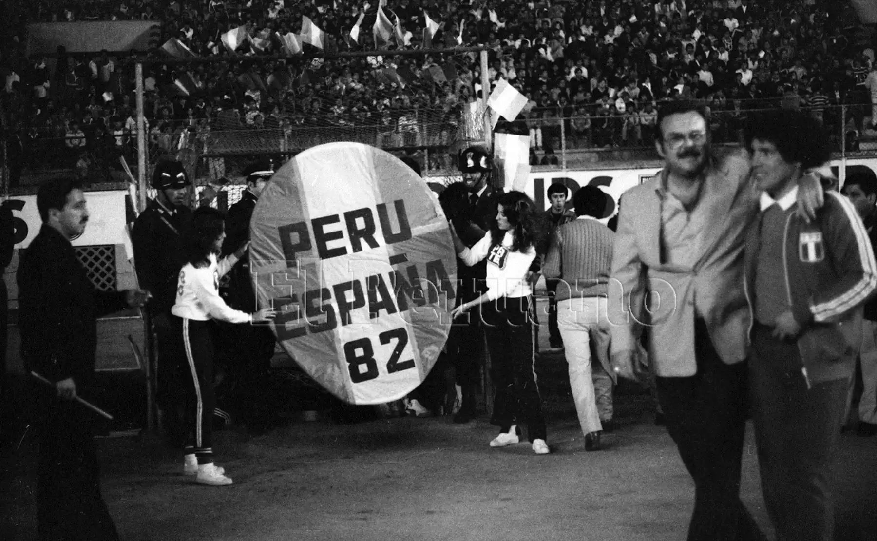 Lima - 26 mayo 1982 / La selección nacional de fútbol se despidió con un claro y concluyente 3-1 ante el Paris Saint Germain.Foto:Archivo Histórico El Peruano