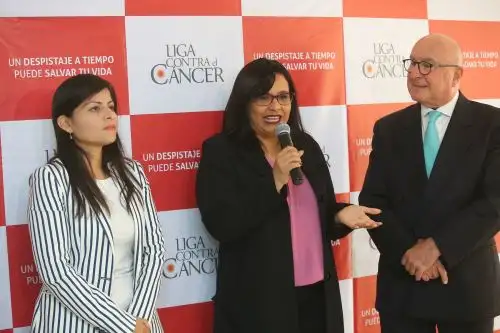 Primera Dama, Maribel Díaz, fue nombrada embajadora de la prevención de la Liga contra el Cáncer.