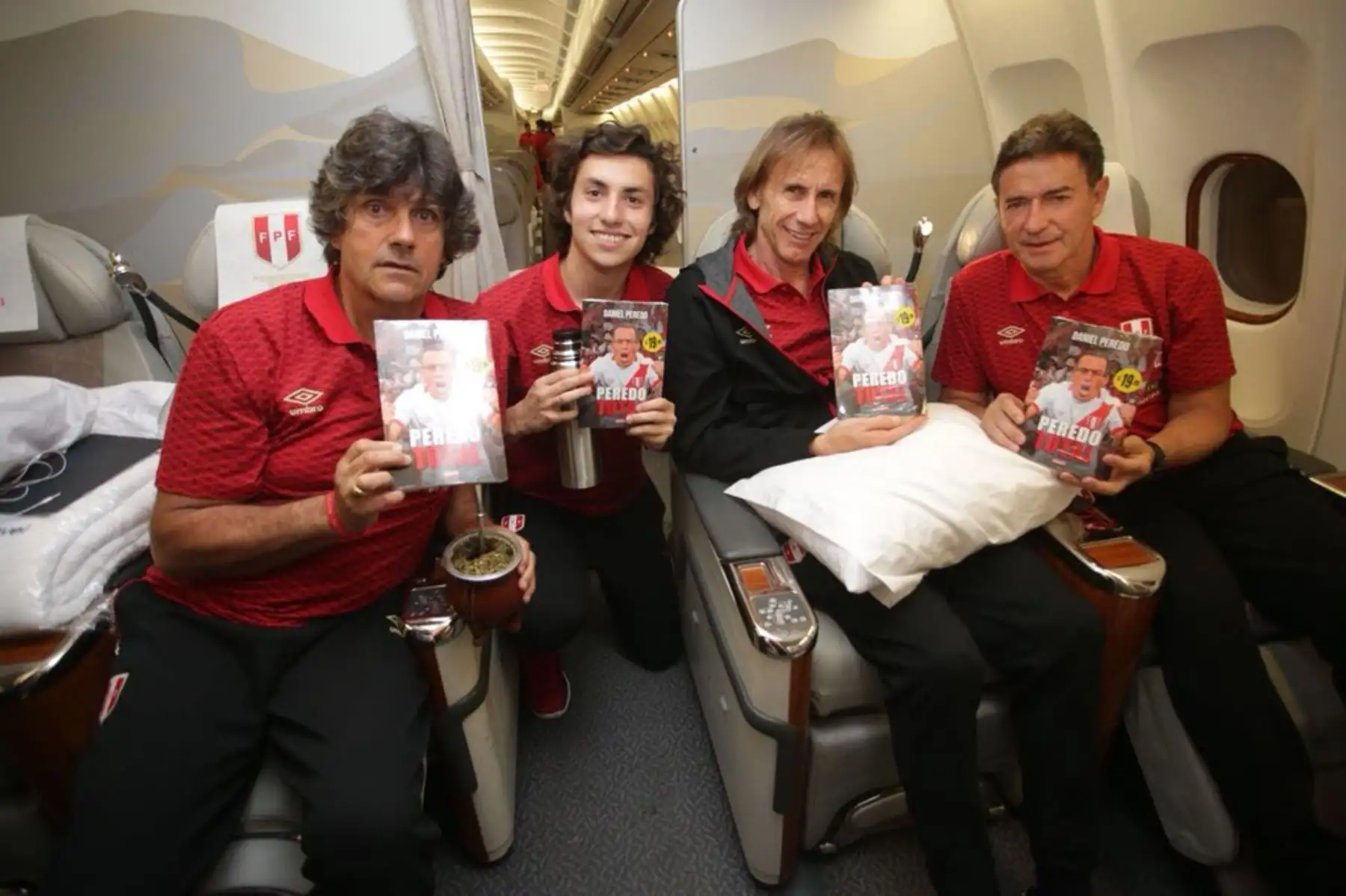 Selección Peruana viajó a Europa para completar su preparación al Mundial.Foto: ANDINA/FPF