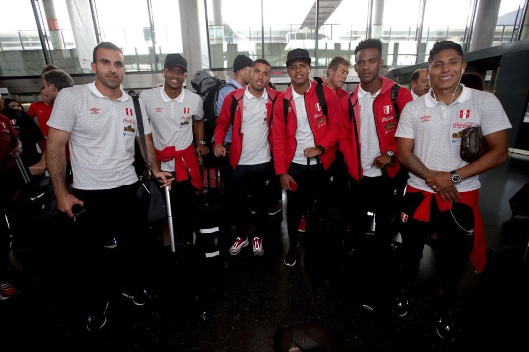 Antes de llegar a Austria, los muchachos de la selección peruana, estuvieron en Suiza y nos regalaron estas postales.Foto: ANDINA/FPF