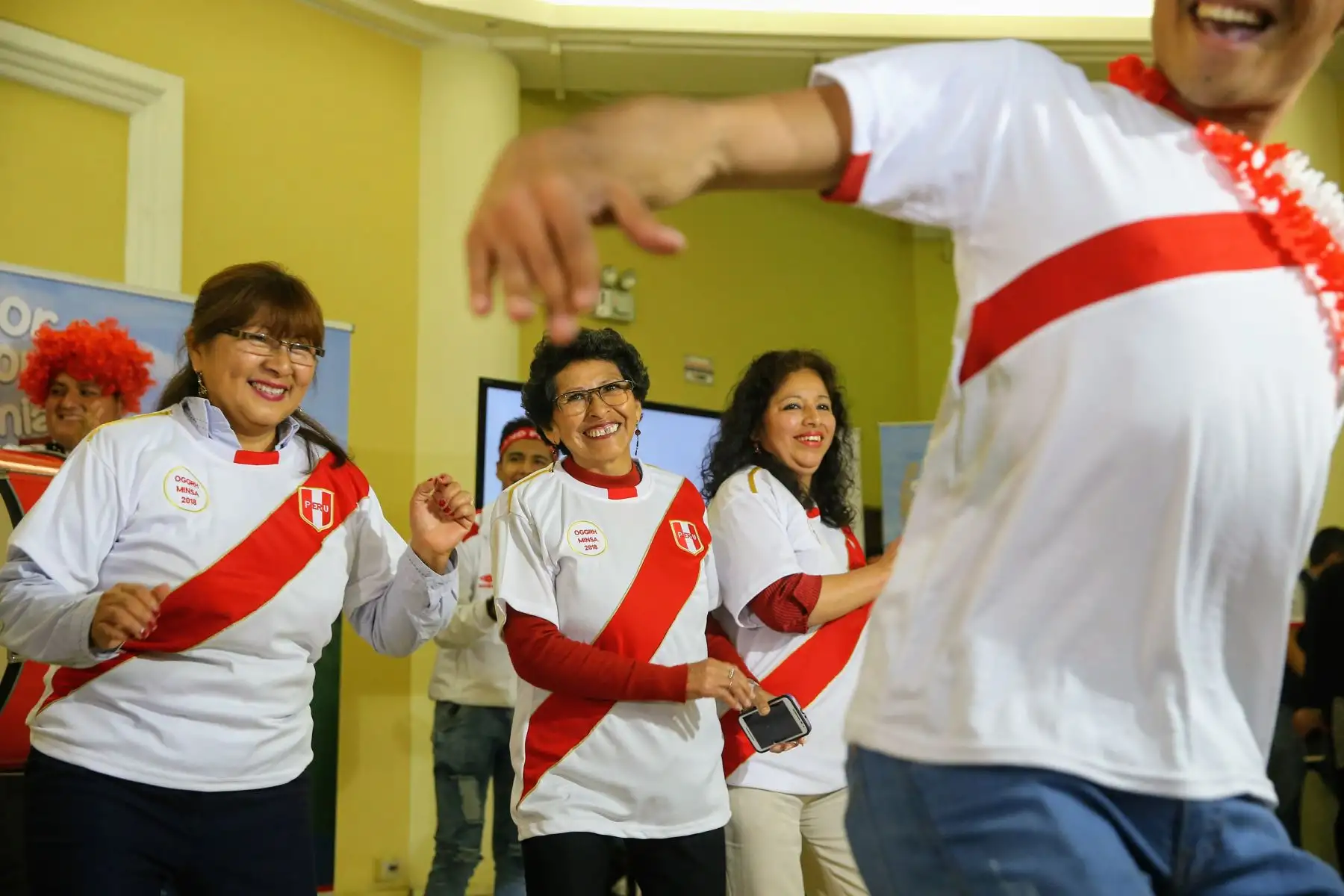 El MINSA otorga reconocimiento a "madres mundialistas" que apoyan la Jornada Nacional contra la Anemia. Foto: ANDINA/Luis Iparraguirre
