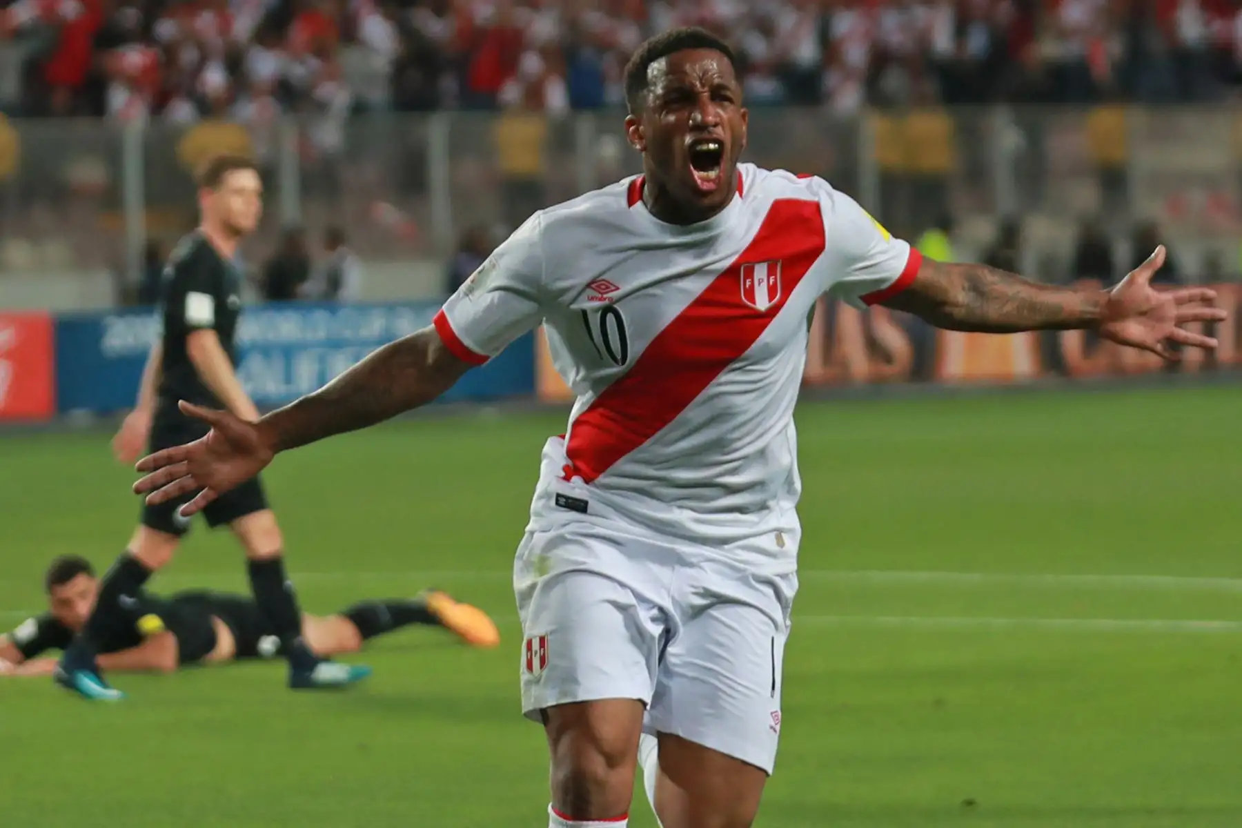 Puesto 3. Jefferson Farfán con 25 goles. Con su gol a Escocia el delantero del Lokomotiv superó al gran Lolo Fernández.  Foto: Archivo El Peruano.