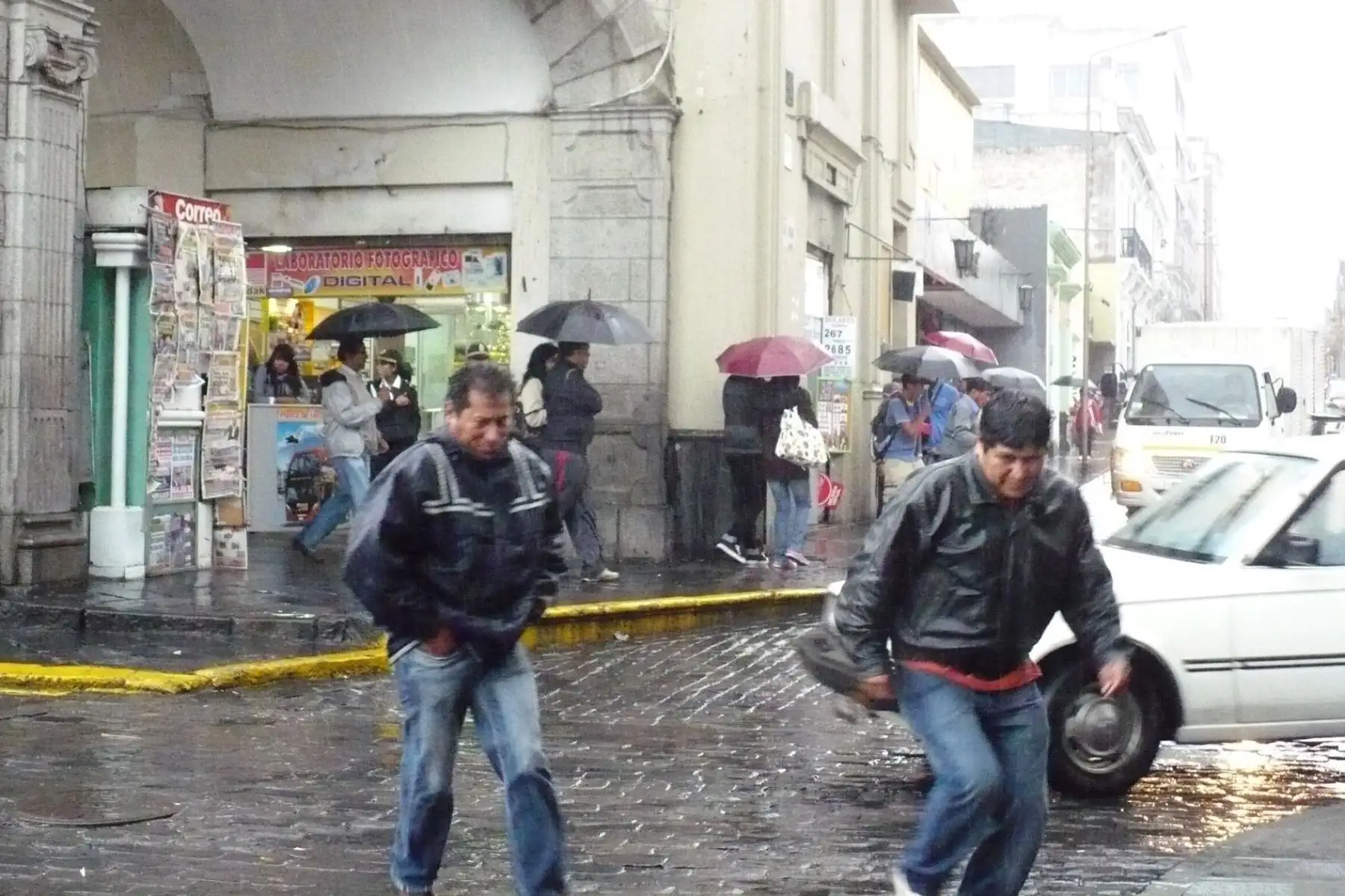 Arequipa se congela al registrar en la víspera una temperatura mínima de 1 grado bajo cero. ANDINA/archivo