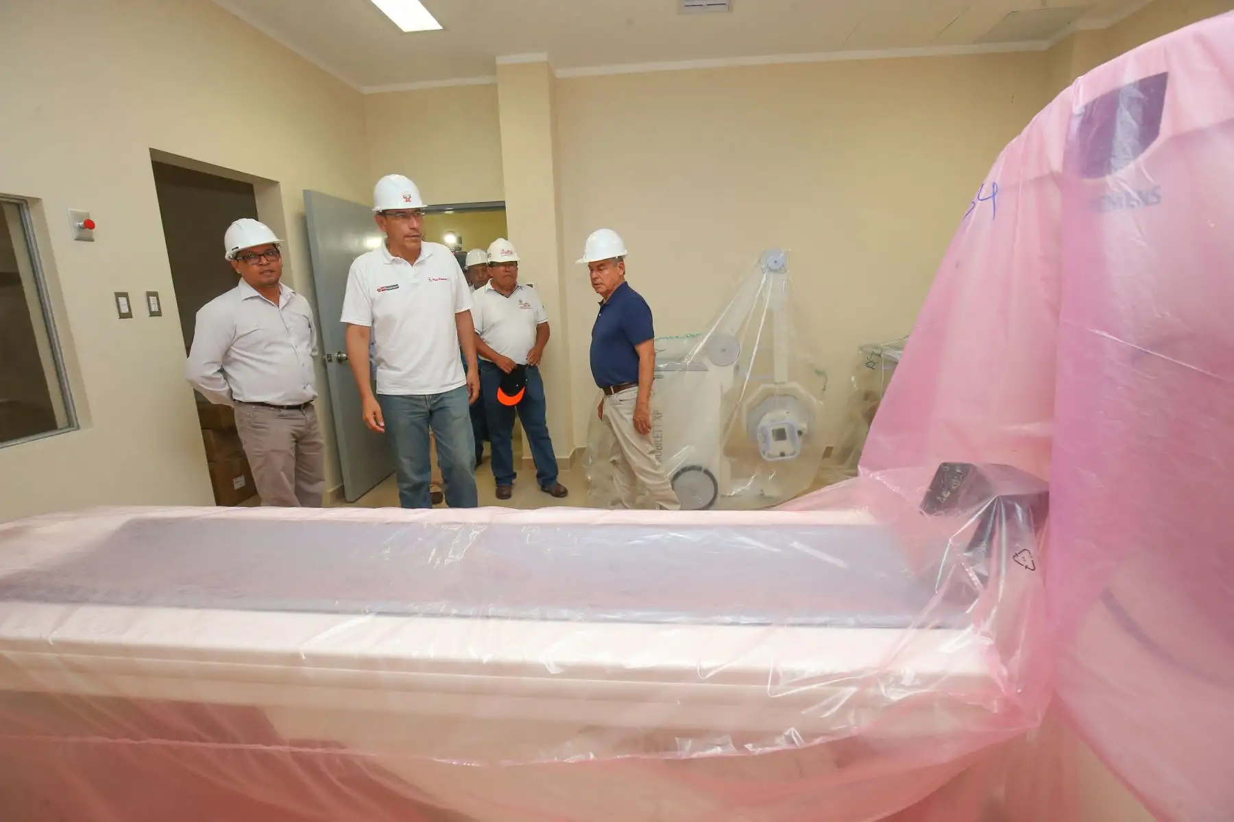 Jefe de Estado Martín Vizcarra, inspecciona Hospital de Moyobamba en la región San Martín.Foto: ANDINA/Prensa Presidencia