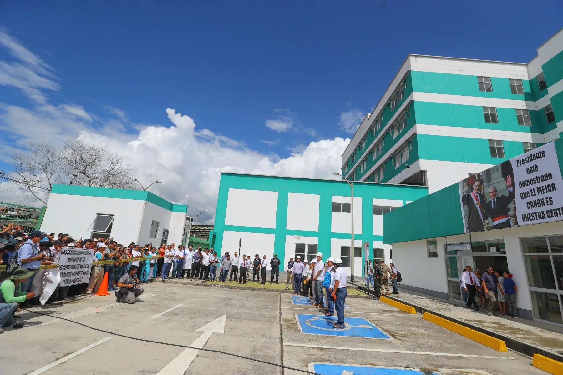 Jefe de Estado Martín Vizcarra, inspecciona Hospital de Moyobamba en la región San Martín.Foto: ANDINA/Prensa Presidencia