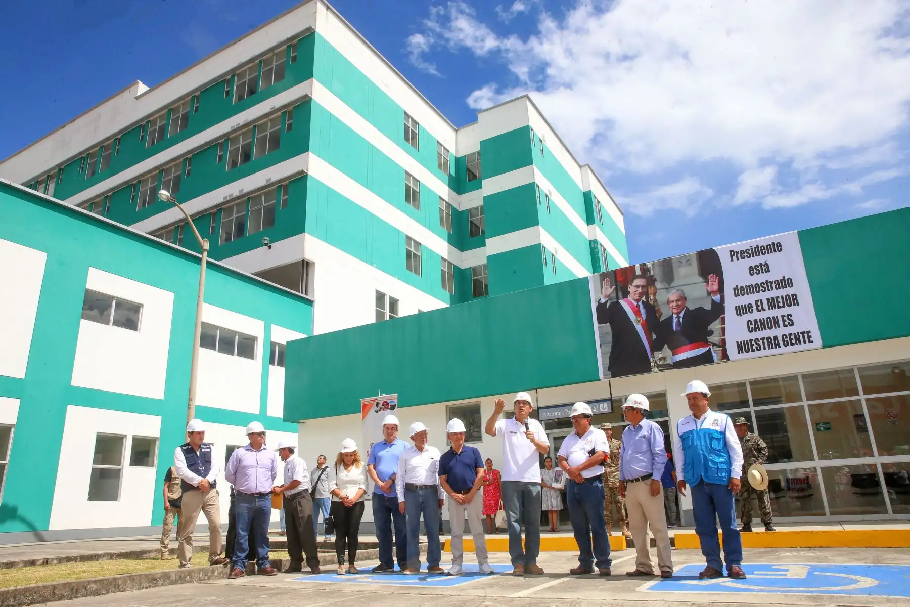 Jefe de Estado Martín Vizcarra, inspecciona Hospital de Moyobamba en la región San Martín.Foto: ANDINA/Prensa Presidencia