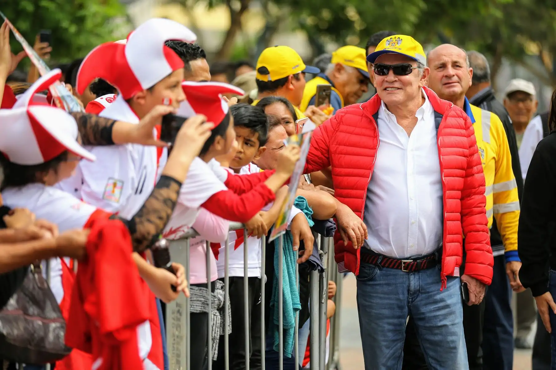 Celebración de hinchas en el Parque de La Muralla durante el partido de Perú contra Arabia Saudita. Foto: ANDINA/Luis Iparraguirre