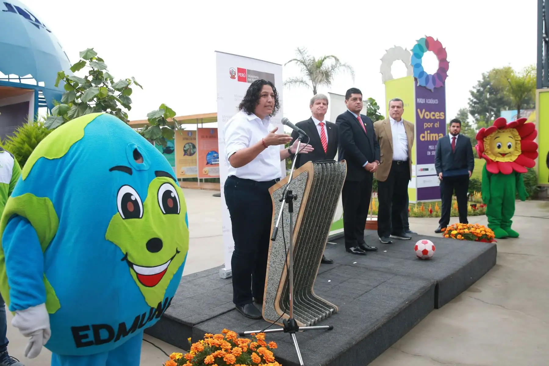 Relanzan parque Voces por el Clima en el marco de celebraciones por el Día Mundial del Ambiente. ANDINA/Vidal Tarqui