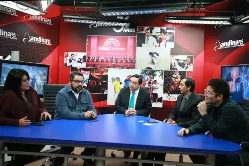 Mesa Redonda Mirada Económica. ANDINA/Vidal Tarqui