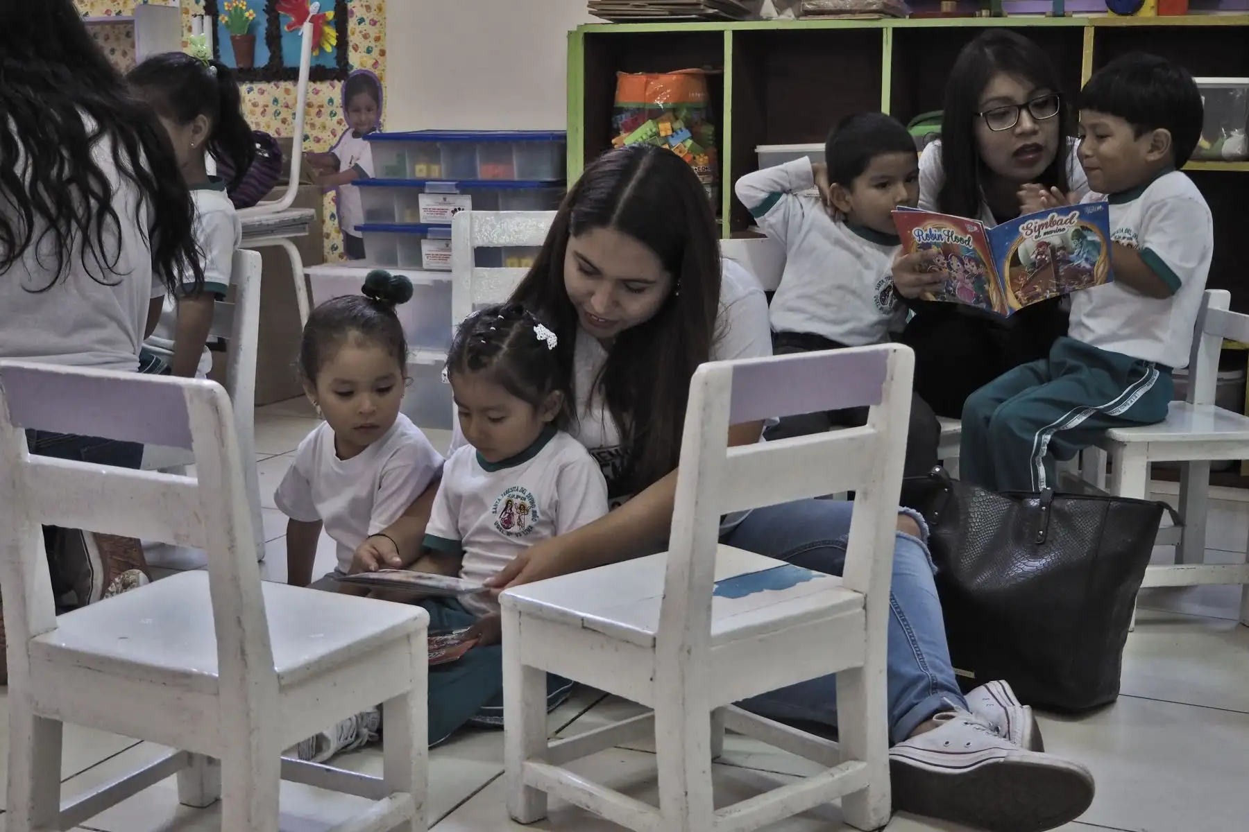 El voluntariado Cuéntame un Cuento Perú visitará este viernes 15 la institución educativa Brisas de Villa, en Chorrillos, en beneficio de 510 alumnos de educación primaria.Foto:ANDINA/VCCP