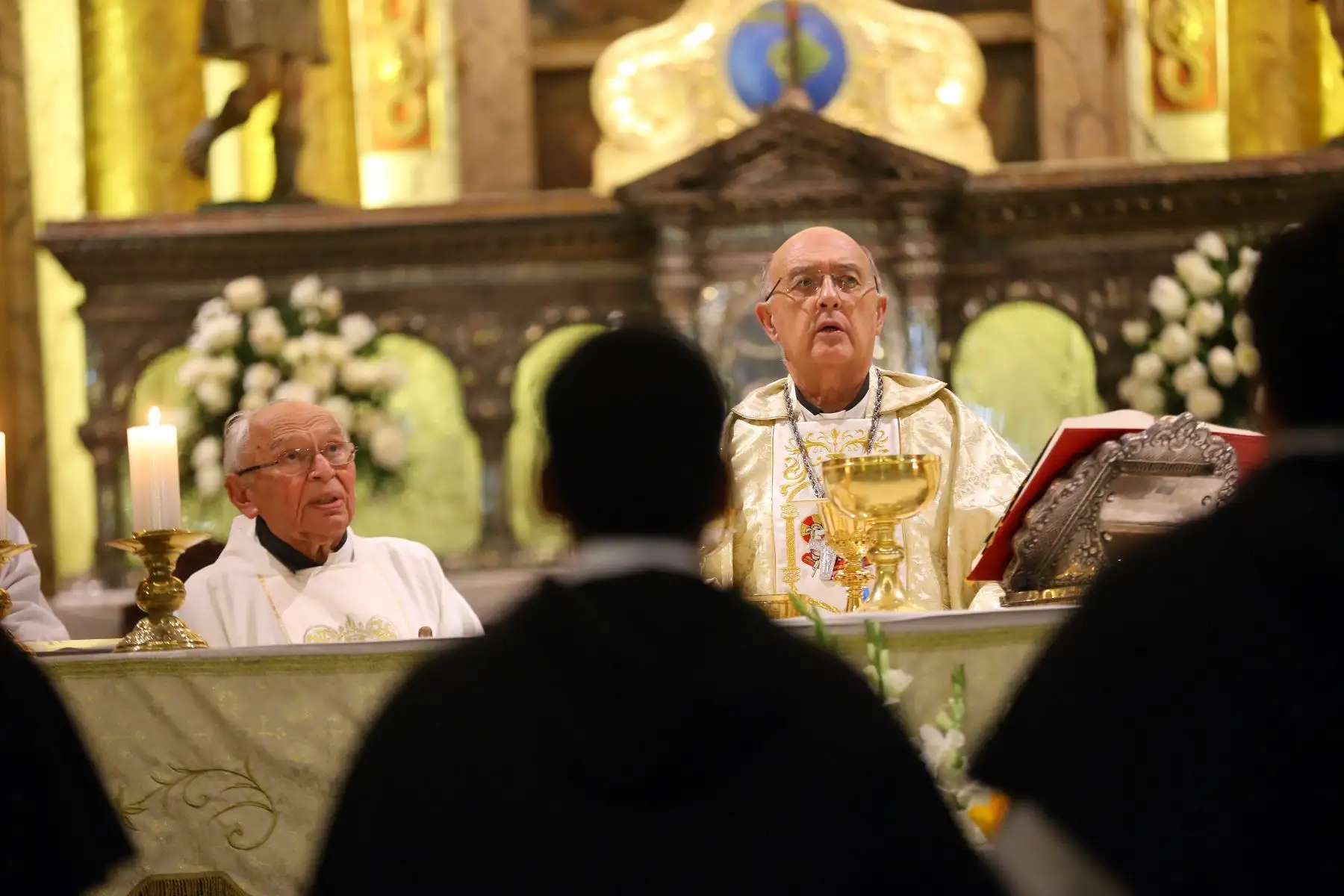 Misa en la iglesia Santo Domingo, para celebrar el cumpleaños del padre Gutiérrez. Foto: ANDINA/Luis Iparraguirre