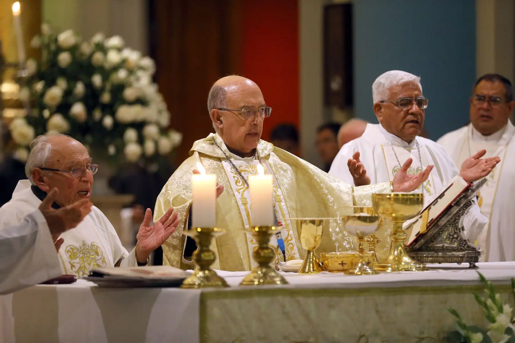 Misa en la iglesia Santo Domingo, para celebrar el cumpleaños del padre Gutiérrez. Foto: ANDINA/Luis Iparraguirre