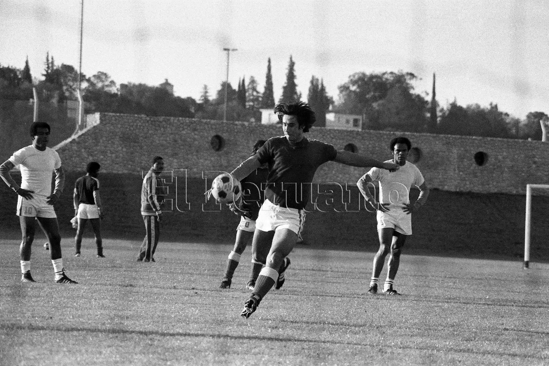 Córdoba, Argentina - 1 junio 1978  / Percy Rojas. Entrenamientos de la selección peruana de fútbol previo a su debut ante Escocia en Argentina 78. Foto:Archivo
 Histórico El Peruano