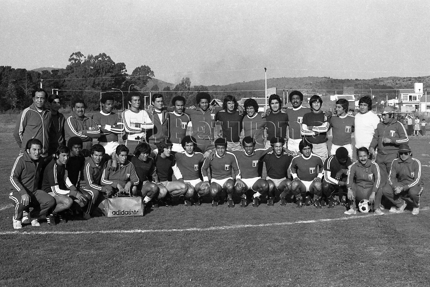 Córdoba, Argentina - 1 junio 1978  / Los integrantes de la selección peruana de fútbol posan para prensa durante una jornada de entrenamientos. Foto:Archivo Histórico El Peruano