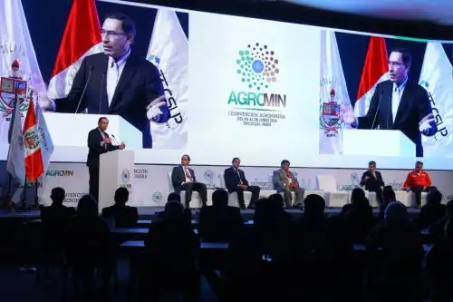 Presidente de la República, Martín Vizcarra, durante discurso en Convención Minera en Trujillo. Foto: Presidencia.