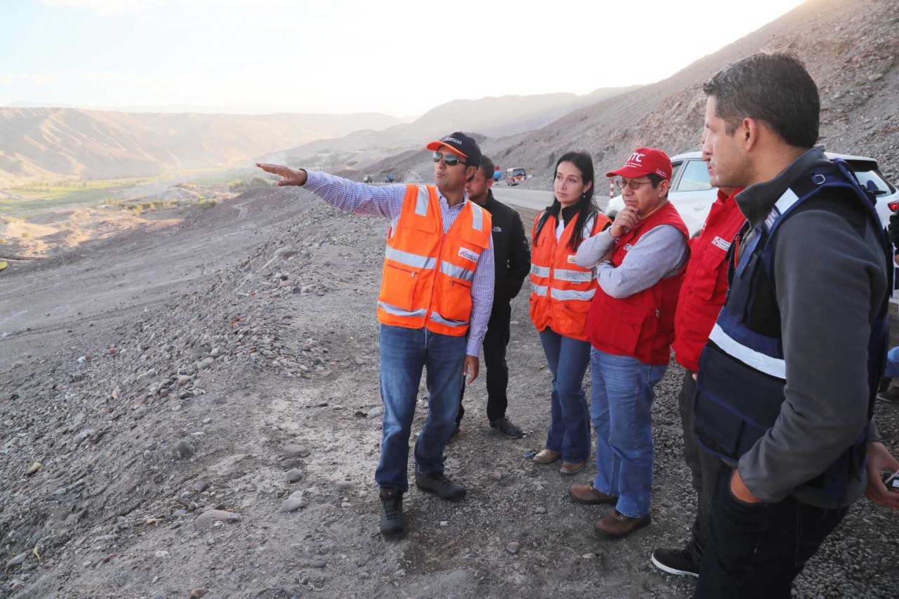 El ministro de Transportes y Comunicaciones, Edmer Trujillo, anunció que entre fines de julio y principios de agosto se dará la puesta en servicio de 14 nuevos kilómetros de doble calzada de la vía Costanera, entre las localidades de Matarani y Mejía, en la región de Arequipa.
