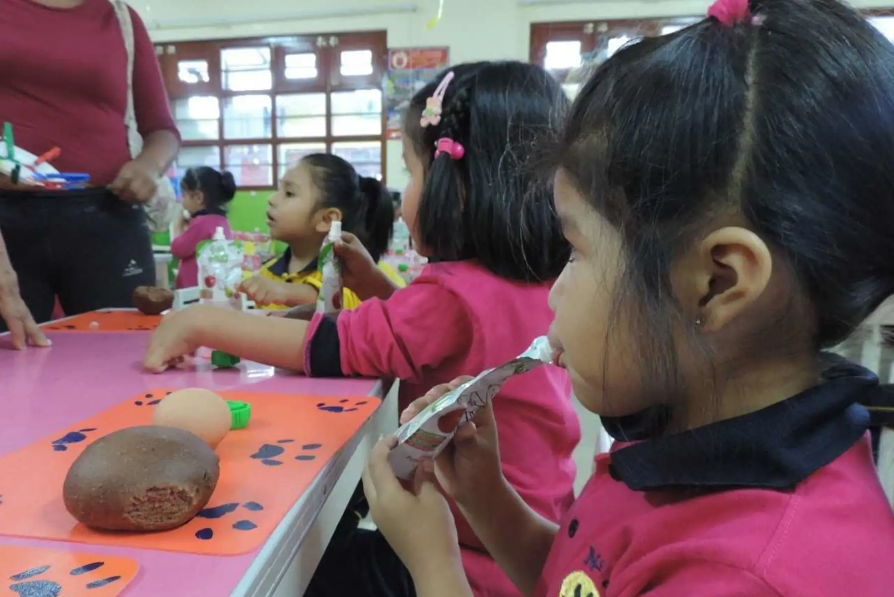 El Ministerio de Desarrollo e Inclusión Social (Midis), a través del Programa Nacional de Alimentación Escolar Qali Warma, incluyó el pan fortificado con sangrecita en los desayunos escolares, de la modalidad raciones, que se distribuyen en Ilo y Moquegua.